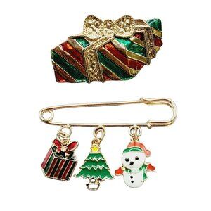 Christmas Brooch & Pin Gold Tone Christmas Present Brooch & Safety Pin Style